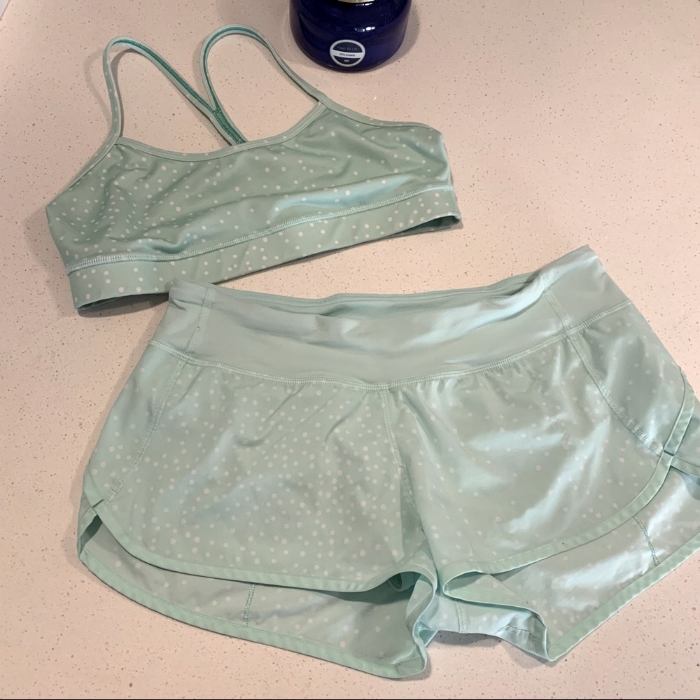 Lululemon mint polka dot shorts and bra set 8/10